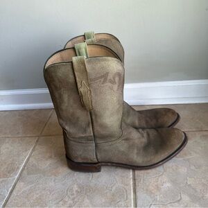 Lucchese Livingston Full Suede Tan CL65190